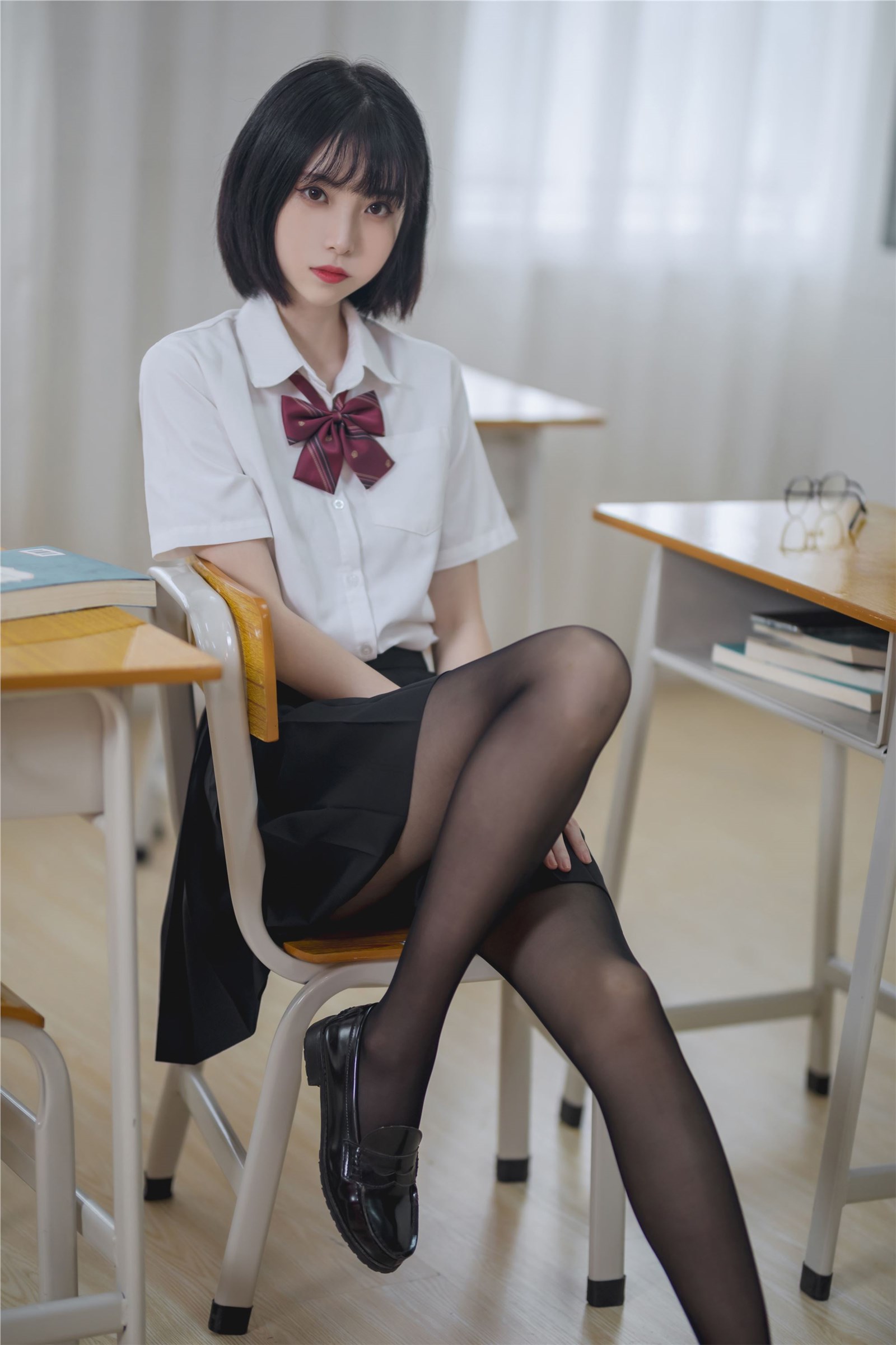 Xu LAN NO.001 Classroom JK Black Silk(4)